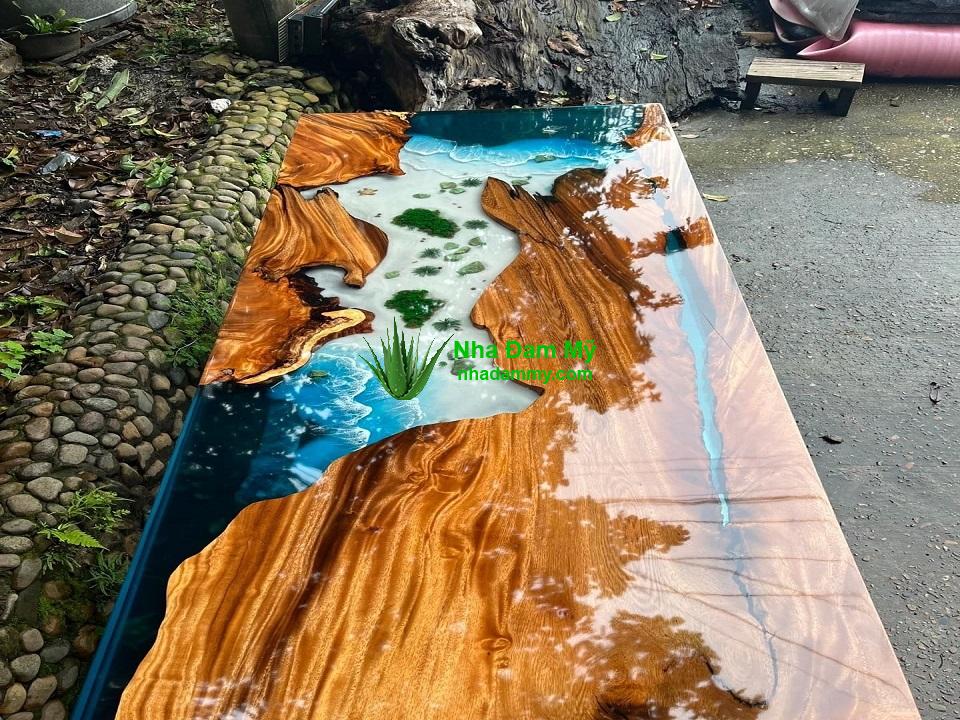 mặt bàn gỗ đổ keo Epoxy